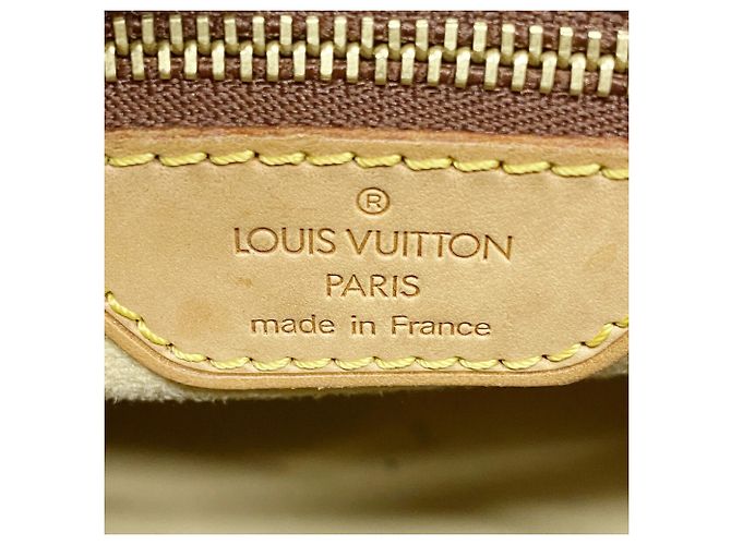Bolsa de Ombro Louis Vuitton Monogram Looping MM Marrom - vista 5