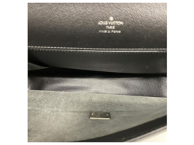 Borsetta Louis Vuitton Taiga Angara Grigio - vista 4