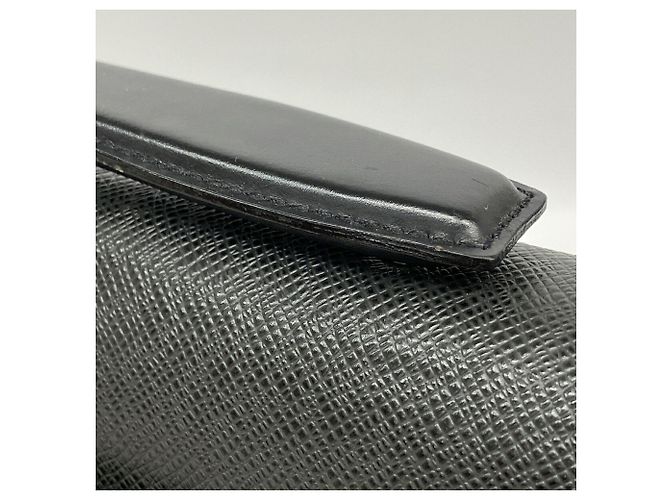 Borsetta Louis Vuitton Taiga Angara Grigio - vista 8