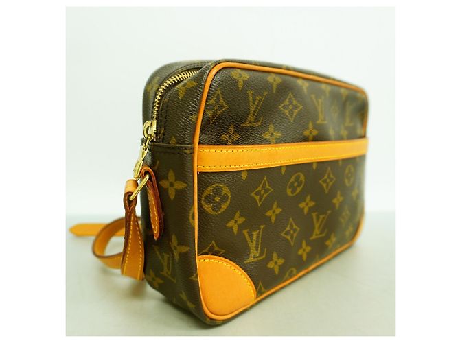 Borsa a tracolla Louis Vuitton Monogram Trocadero 27 Marrone - vista 2