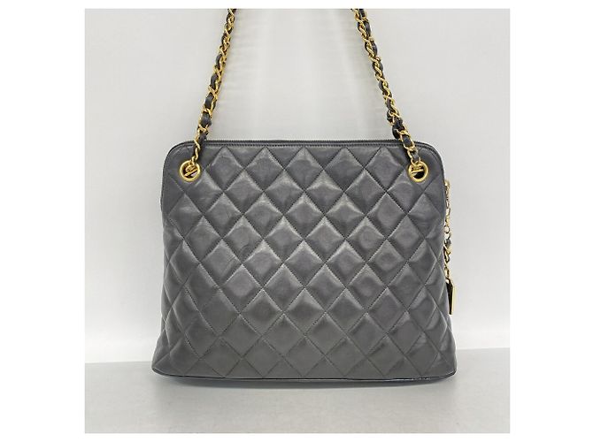 Borsa a tracolla Chanel Matelassé con catena Nero - vista 10