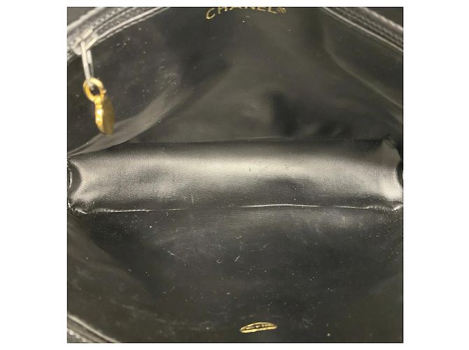 Borsa a tracolla Chanel Matelassé con catena Nero - vista 4