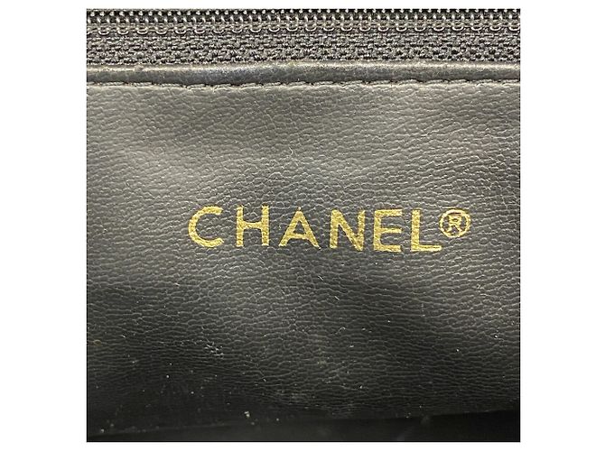 Borsa a tracolla Chanel Matelassé con catena Nero - vista 5