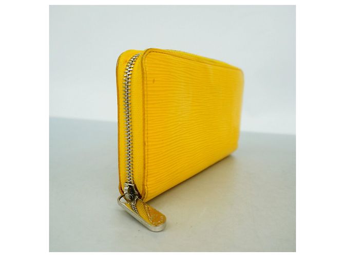 Louis Vuitton Epi Zippy Geldbörse in Citron Golden - Ansicht 2