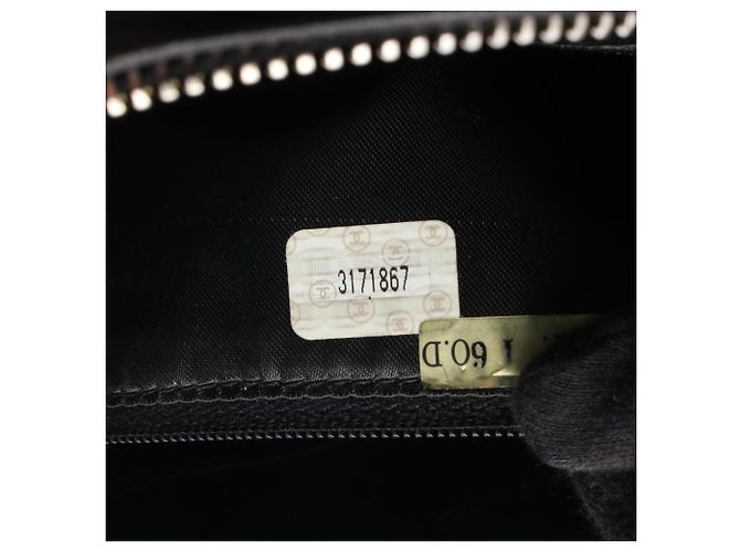 Borsa a tracolla Chanel Triple Coco Mark con nappina Nero - vista 5