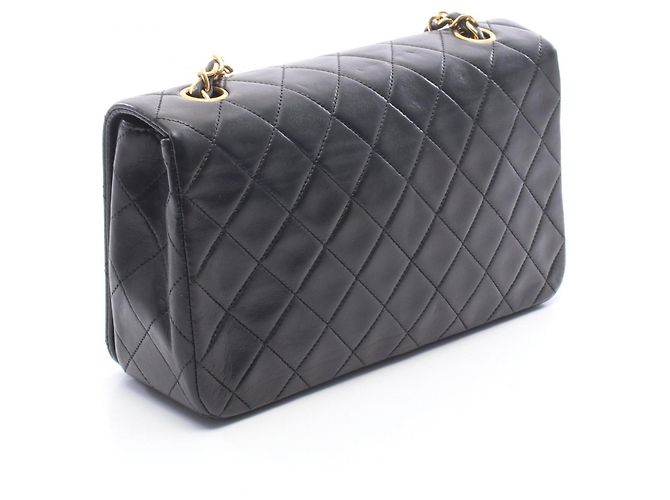 Bolsa de Ombro Chanel Matelassé com Aba Completa Preto - vista 2