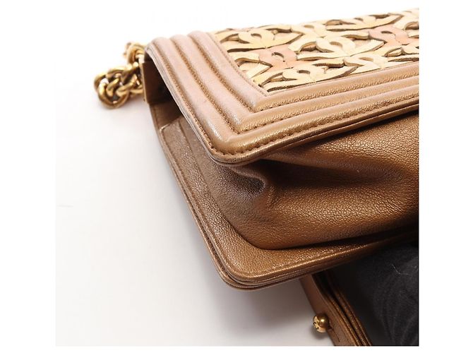 Borsa a tracolla Chanel Boy Dubai Limited Edition Marrone - vista 10