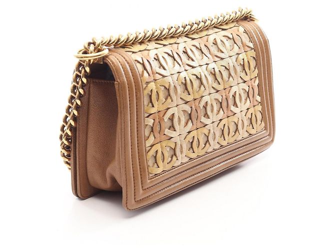 Borsa a tracolla Chanel Boy Dubai Limited Edition Marrone - vista 2