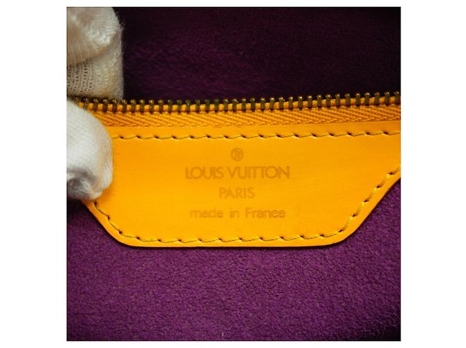 Borsa a tracolla Louis Vuitton Epi Saint Jacques Giallo - vista 5