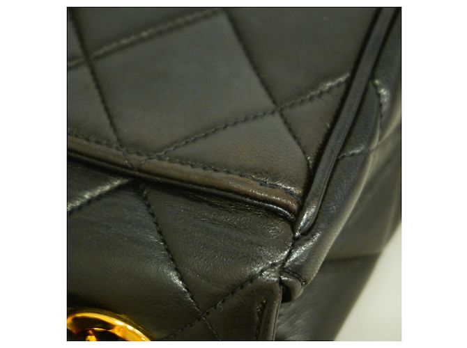 Borsa a tracolla con catena Chanel Matelassé Nero - vista 8
