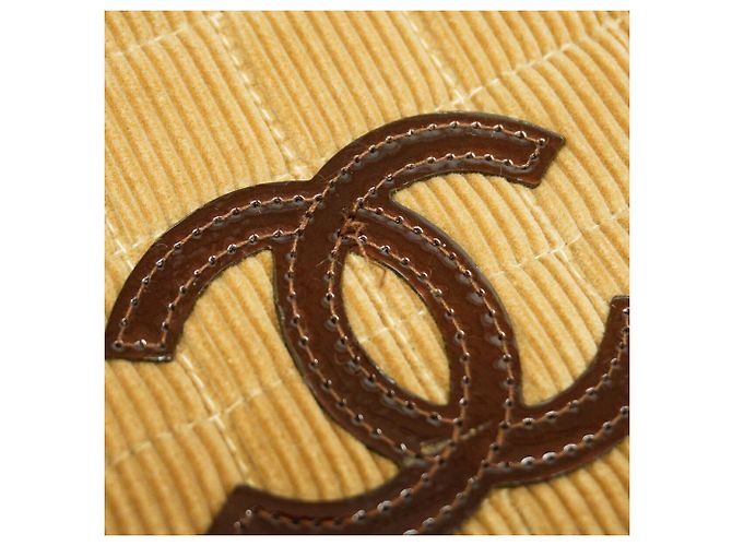 Borsa a tracolla Chanel in velluto a coste marrone - vista 9