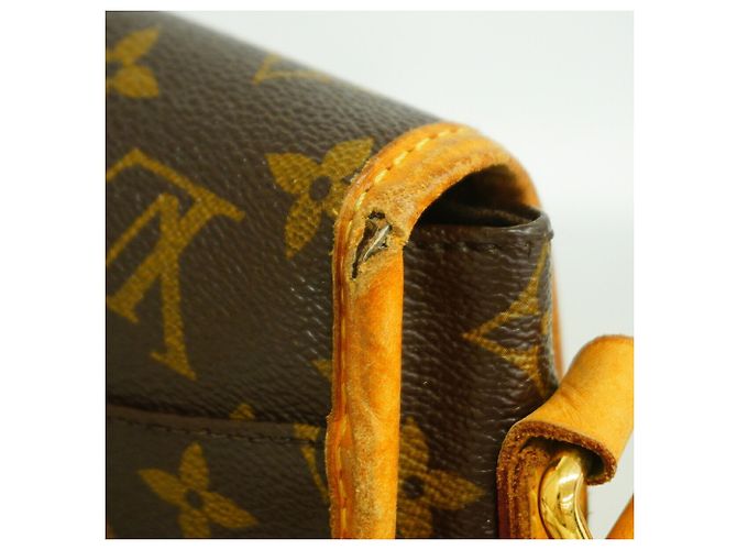 Borsa a tracolla Louis Vuitton Monogram Menilmontant PM Marrone - vista 6