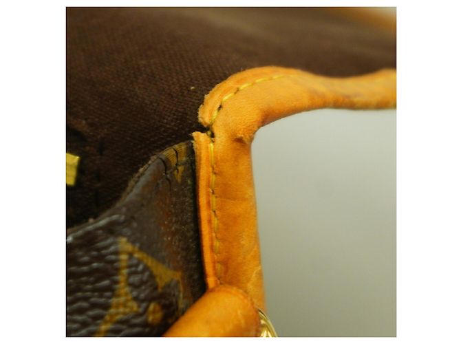 Borsa a tracolla Louis Vuitton Monogram Menilmontant PM Marrone - vista 8