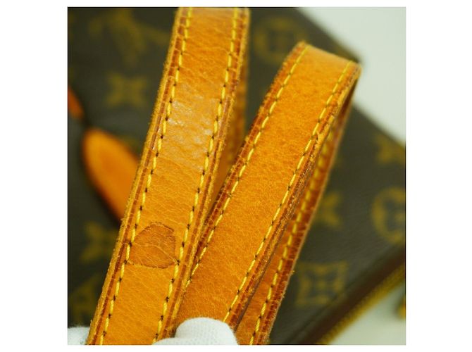 Borsa Tote Louis Vuitton Monogram Totally PM Marrone - vista 7