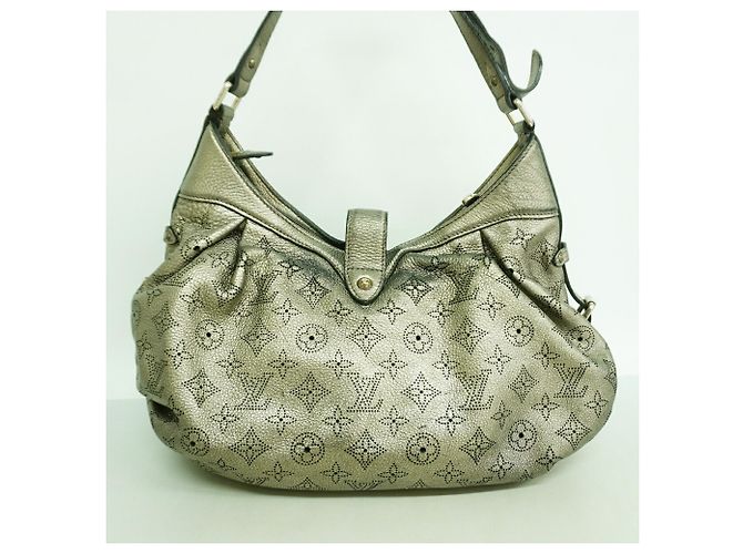 Borsa a tracolla Louis Vuitton Mahina XS M95718 Argent Argento - vista 10