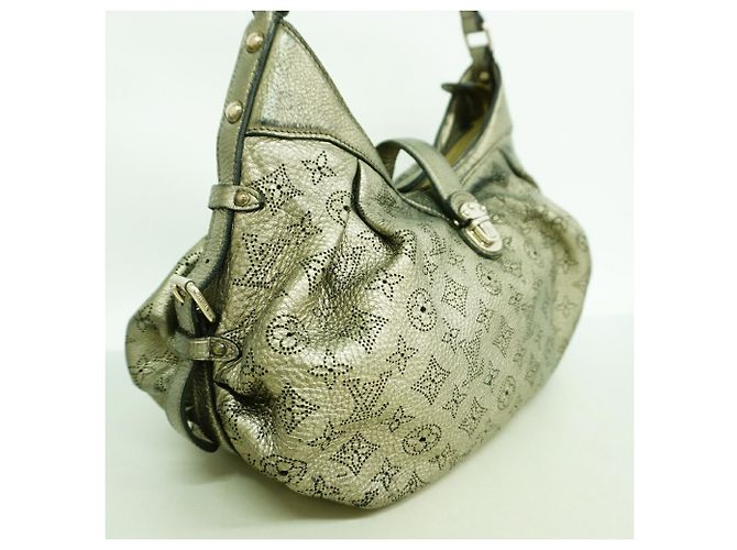 Borsa a tracolla Louis Vuitton Mahina XS M95718 Argent Argento - vista 2