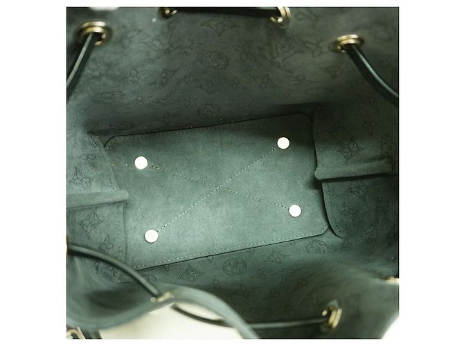 Borsa Louis Vuitton Mahina Bella Nero - vista 4