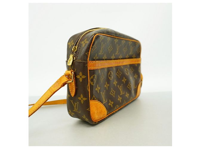 Borsa a tracolla Louis Vuitton Monogram Trocadero 27 Marrone - vista 2
