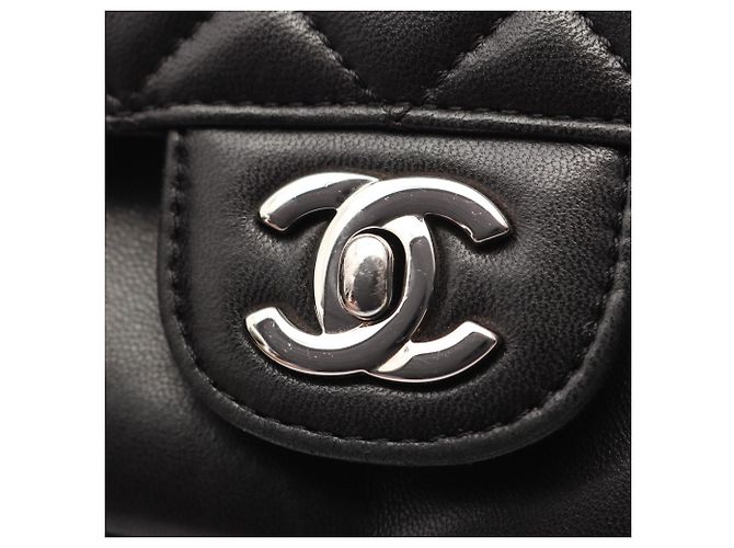 Borsa a tracolla Chanel Matelassé in pelle nera Nero - vista 7