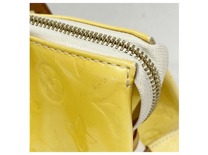 Borsa a tracolla Louis Vuitton Vernis Rosewood Avenue Bianco - vista 7