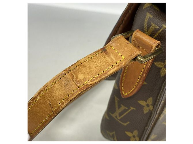 Bolsa de Ombro Louis Vuitton Monogram Saint Cloud GM Marrom - vista 10