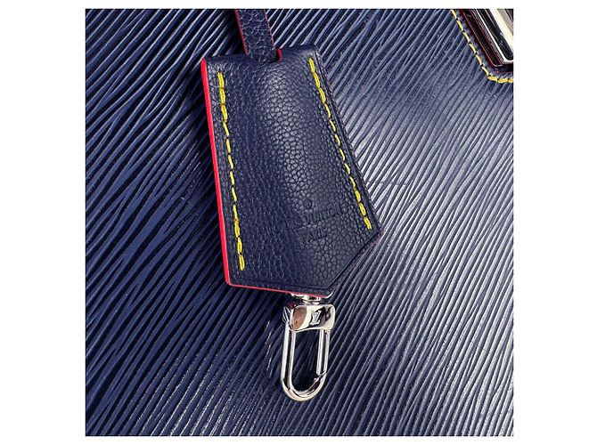 Twist Sac à épaule Louis Vuitton en cuir Epi Bleu Marine - vue 12