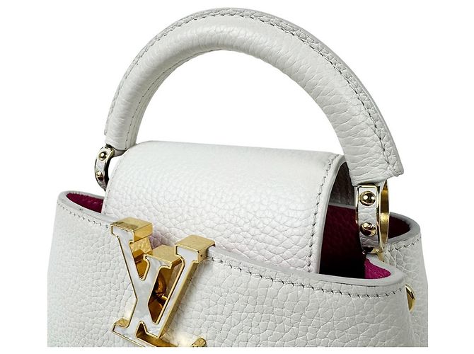 Sac à main Louis Vuitton Capucines MINI en cuir Blanc - vue 10
