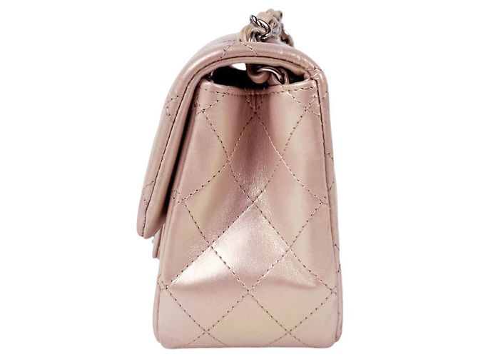 Borsa a tracolla Chanel in pelle rosa metallizzato Argento - vista 2