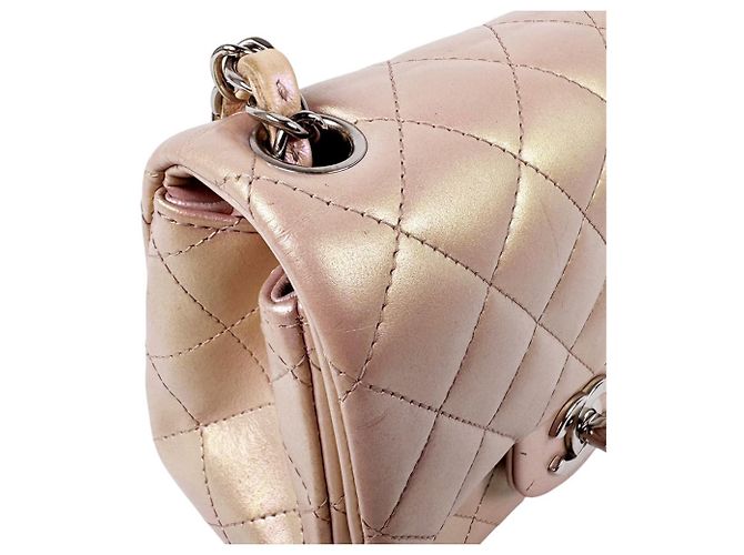 Borsa a tracolla Chanel in pelle rosa metallizzato Argento - vista 7