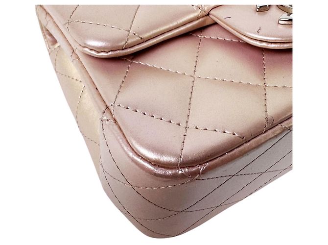 Borsa a tracolla Chanel in pelle rosa metallizzato Argento - vista 9