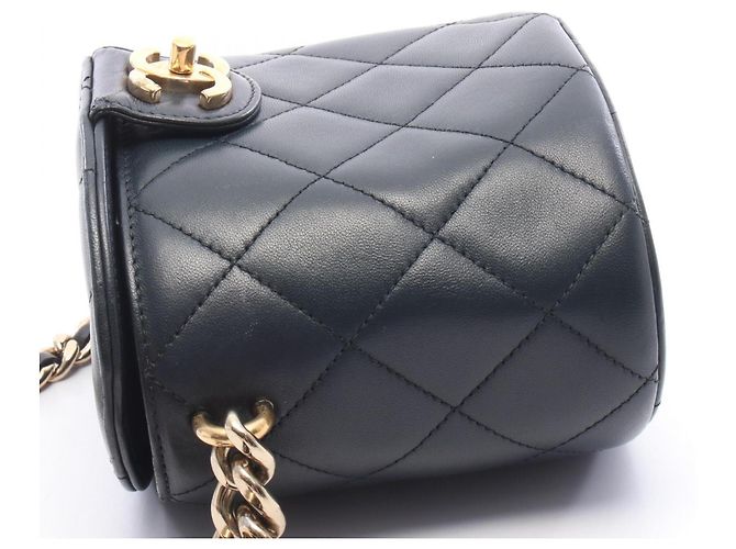 Borsa a tracolla Vanity Chanel Matelassé Nero - vista 11