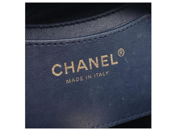 Borsa a tracolla Vanity Chanel Matelassé Nero - vista 4