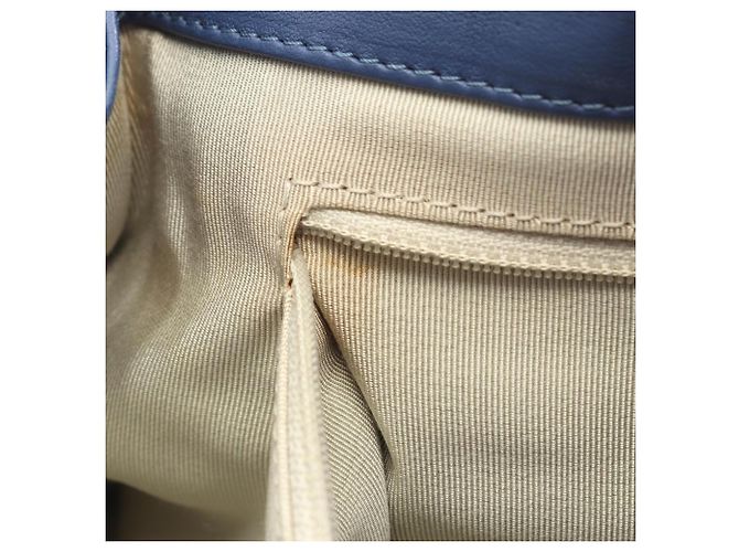 Borsa a tracolla Chanel Matelassé con catena Blu - vista 7