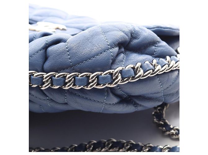 Borsa a tracolla Chanel Matelassé con catena Blu - vista 9