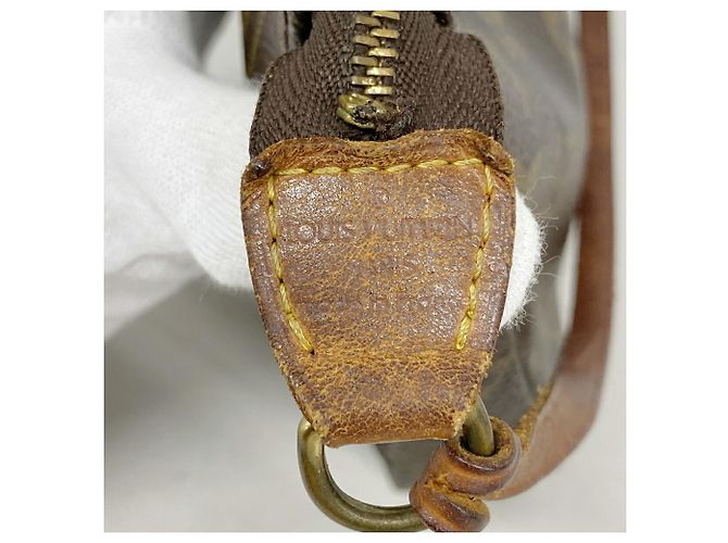 Louis Vuitton Monogram Pochette Accessoires Pouch Castaño - vista 5