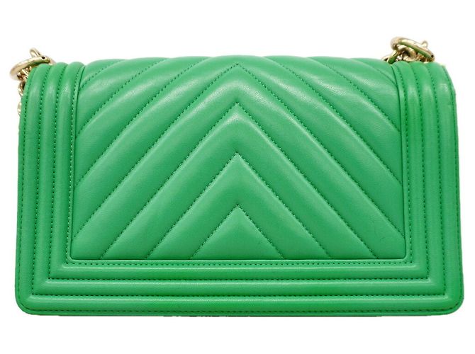 Le Boy Bolsa de Ombro Chanel Boy Chain em pele de cordeiro verde - vista 11