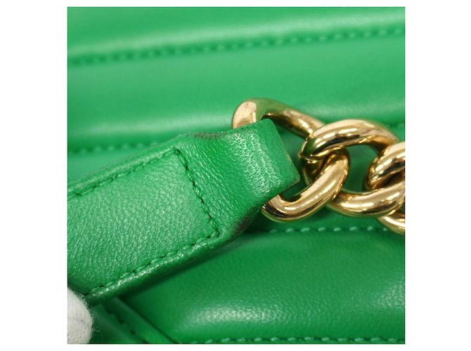 Le Boy Bolsa de Ombro Chanel Boy Chain em pele de cordeiro verde - vista 7