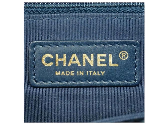 Borsa a spalla con catena Chanel Matelassé Blu navy - vista 5