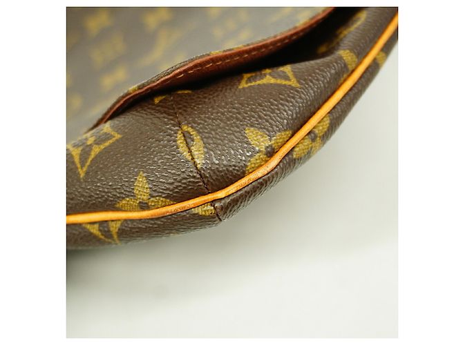 Borsa a tracolla Louis Vuitton Monogram Musette Tango Marrone - vista 6