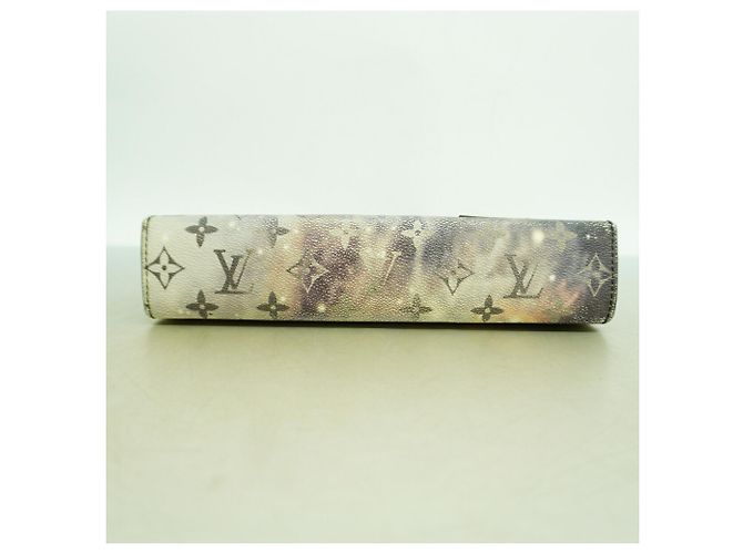 Louis Vuitton Monogram Galaxy Pochette Voyage MM Clutch Bag Nero - vista 3