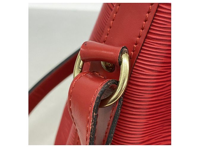 Noe Bolsa de Ombro Louis Vuitton Epi Petit Noé Vermelho - vista 7