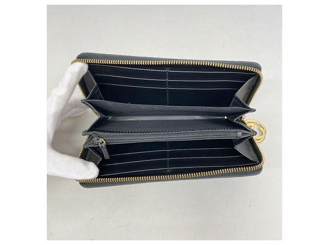 Gucci Black Leather Long Wallet - view 3