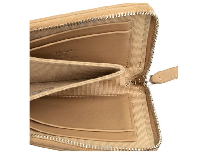 Cartera bi-fold Chanel Coco Mark Beige - vista 4