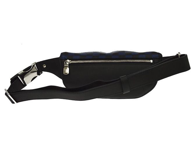 Bumbag Pochete Louis Vuitton Campus Damier Infini 3D Leather - vista 2