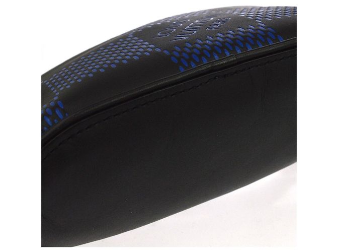 Bumbag Pochete Louis Vuitton Campus Damier Infini 3D Leather - vista 7