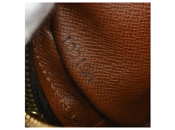 Louis Vuitton Pochette Marly Bandouliere Monogram Canvas medium Marrone - vista 5