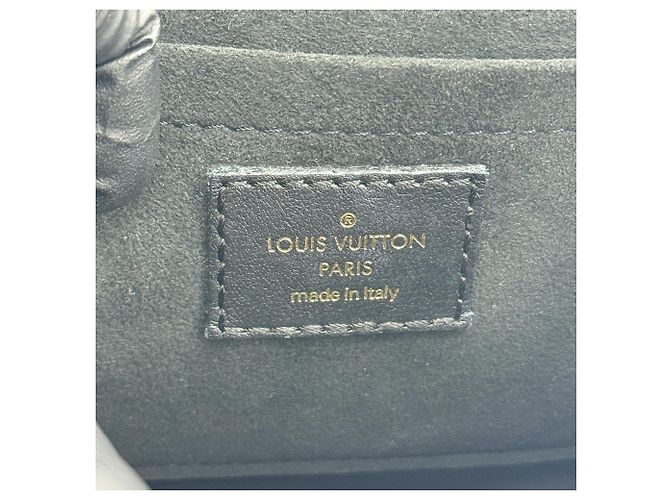 Louis Vuitton New Wave Chain Quilted Leather MM Schwarz - Ansicht 6
