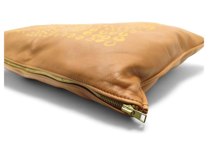Hermès HERMES PETIT H KISSEN
LAMMLEDER KISSEN GOLD PAINTED H1060878 PILLOW Kamel - Ansicht 4