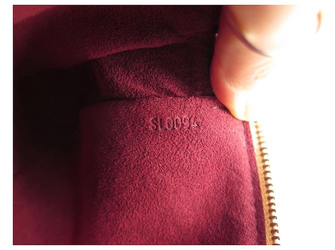 BORSA LOUIS VUITTON M92649 POCHETTE ACCESSOIRES NM MONOGRAM MURAKAMI Bianco - vista 14