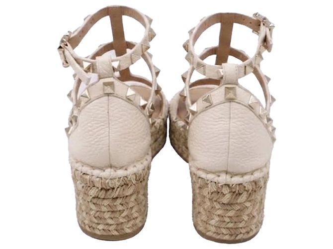 Sandali wedge espadrilles Rockstud Valentino Garavani in pelle bianca Bianco Crudo - vista 5